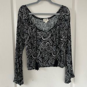 Pacsun LA hearts Paisley Bohemian flare sleeve